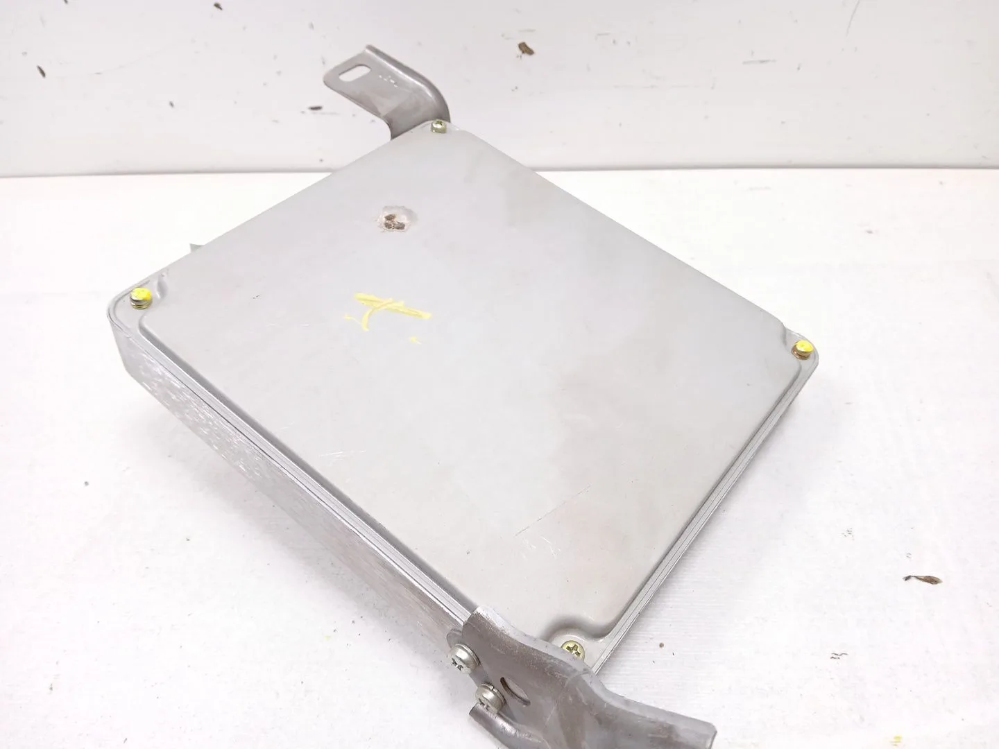 Centralita Motor Uce para Toyota Avensis Berlina (T25)
