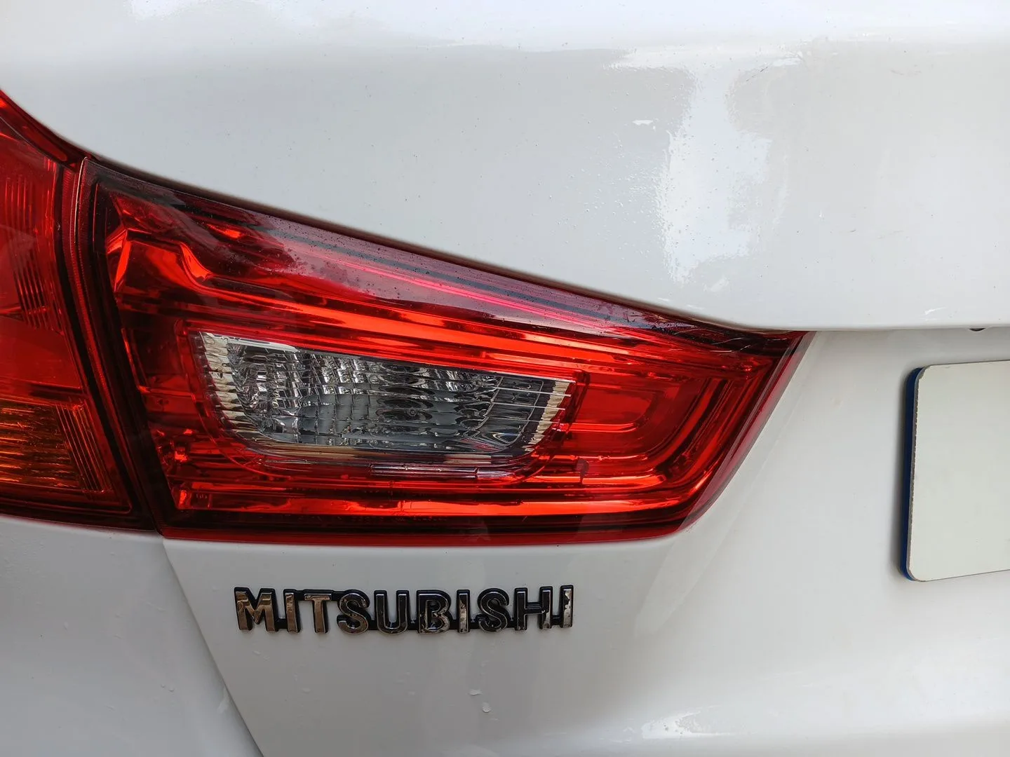Piloto Trasero Izquierdo Interior para Mitsubishi Asx (Ga_W_)