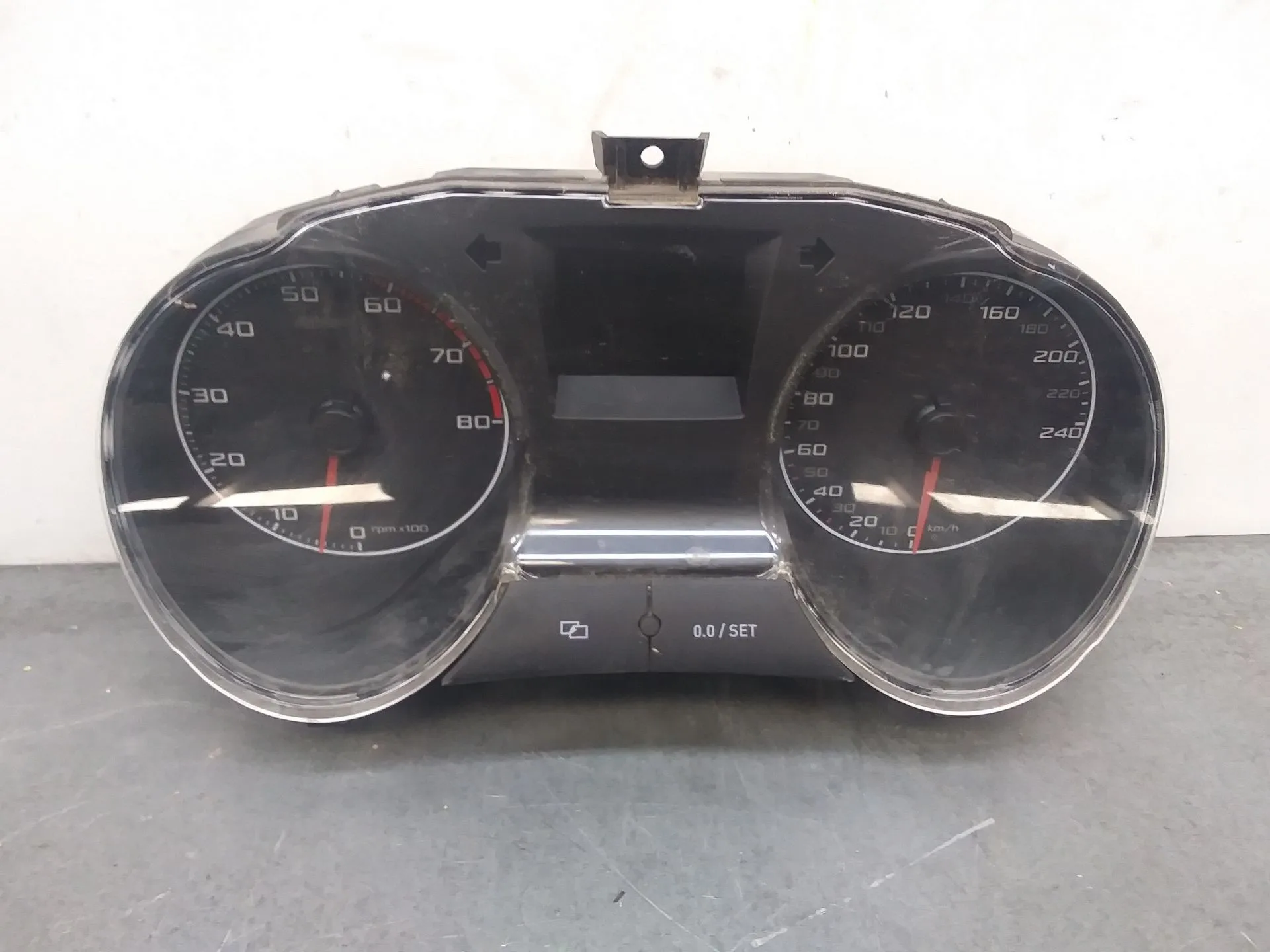 Cuadro Instrumentos para Seat Ibiza (6J5)
