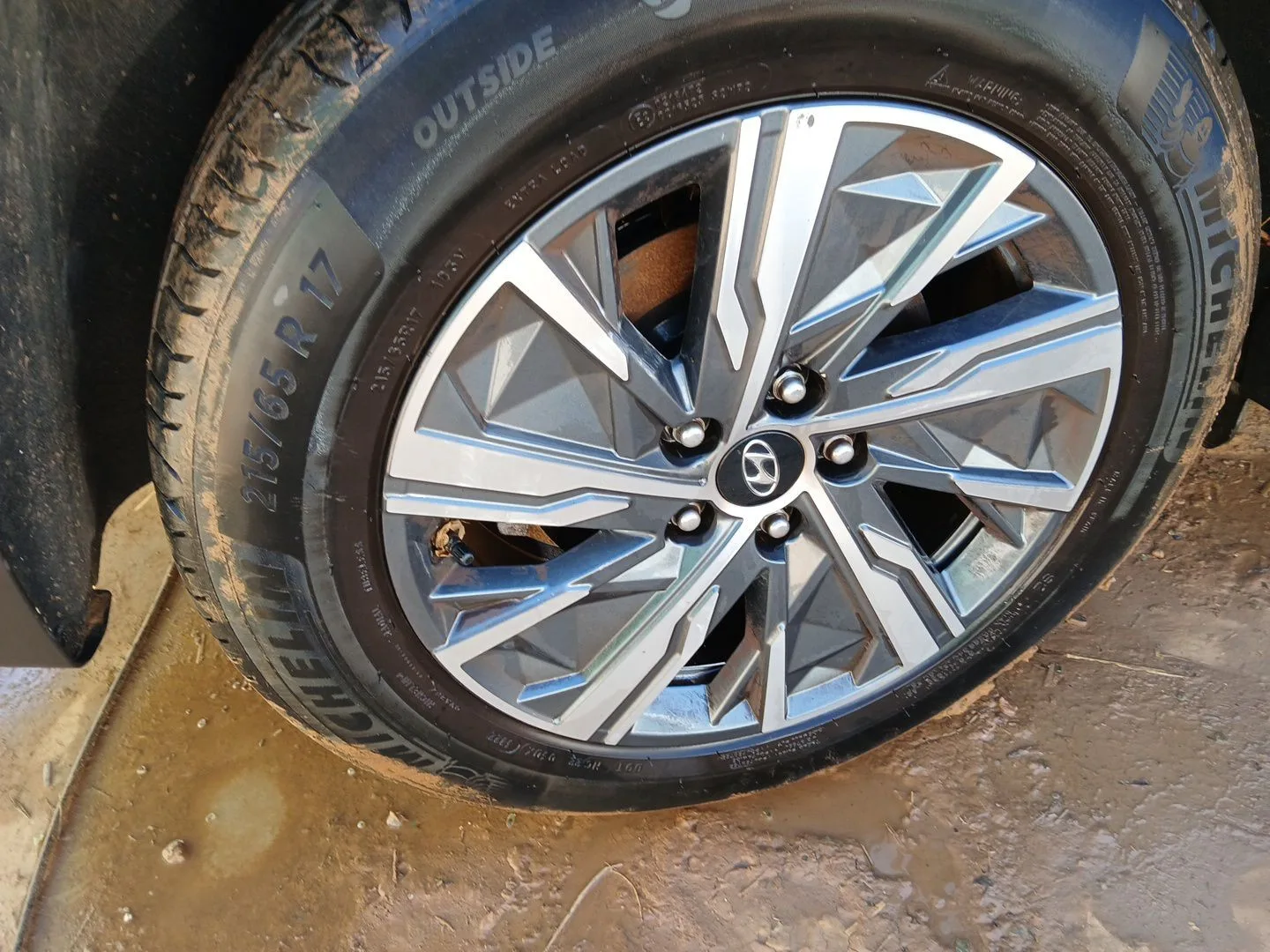 Juego Llantas para Hyundai Tucson (Nx4E, Nx4A)