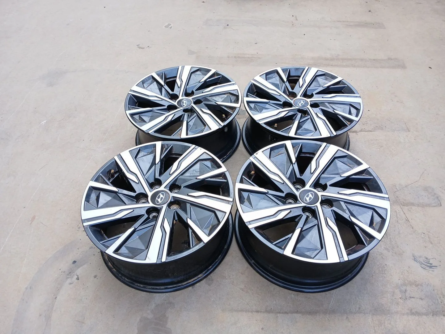 Juego Llantas para Hyundai Tucson (Nx4E, Nx4A)