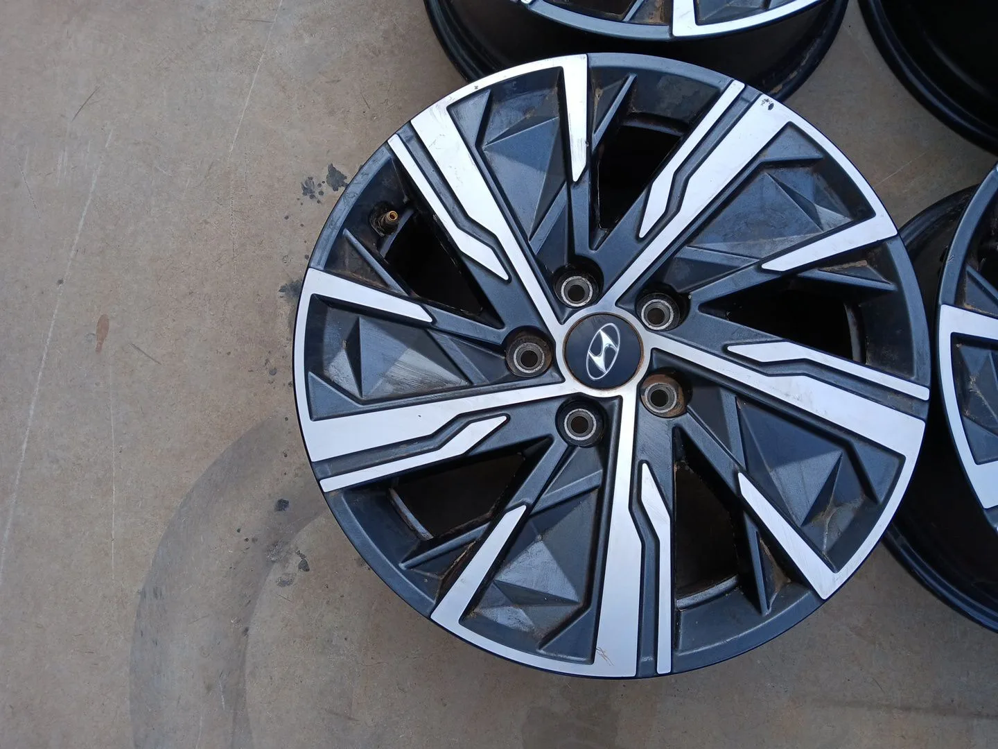 Juego Llantas para Hyundai Tucson (Nx4E, Nx4A)