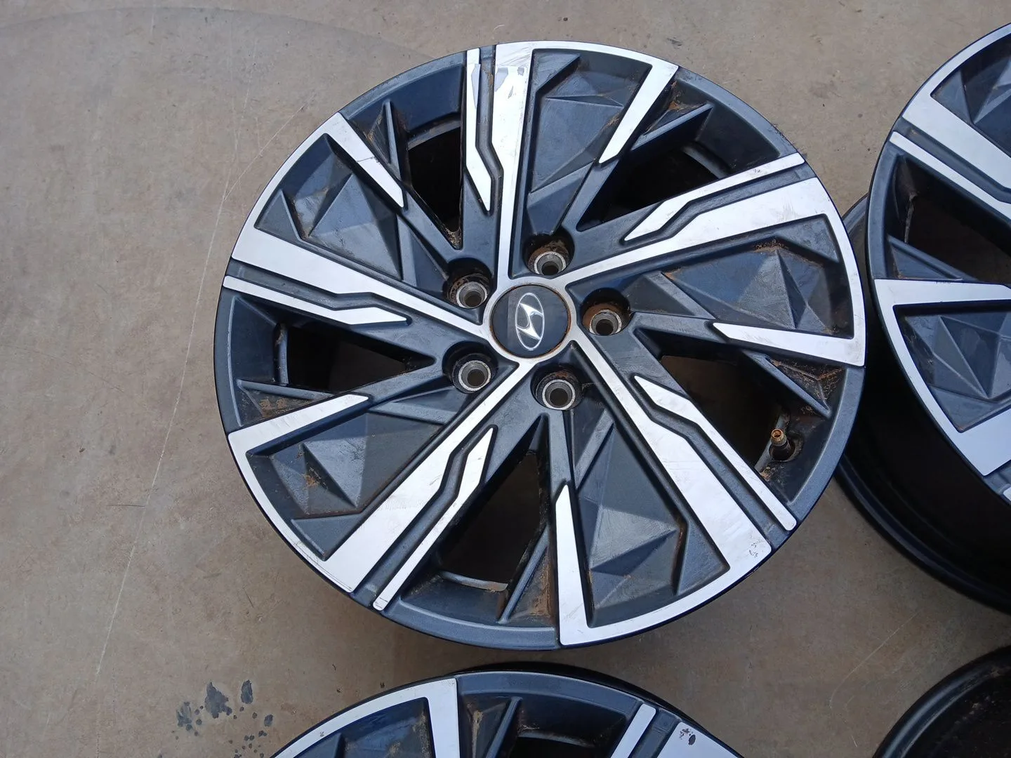 Juego Llantas para Hyundai Tucson (Nx4E, Nx4A)