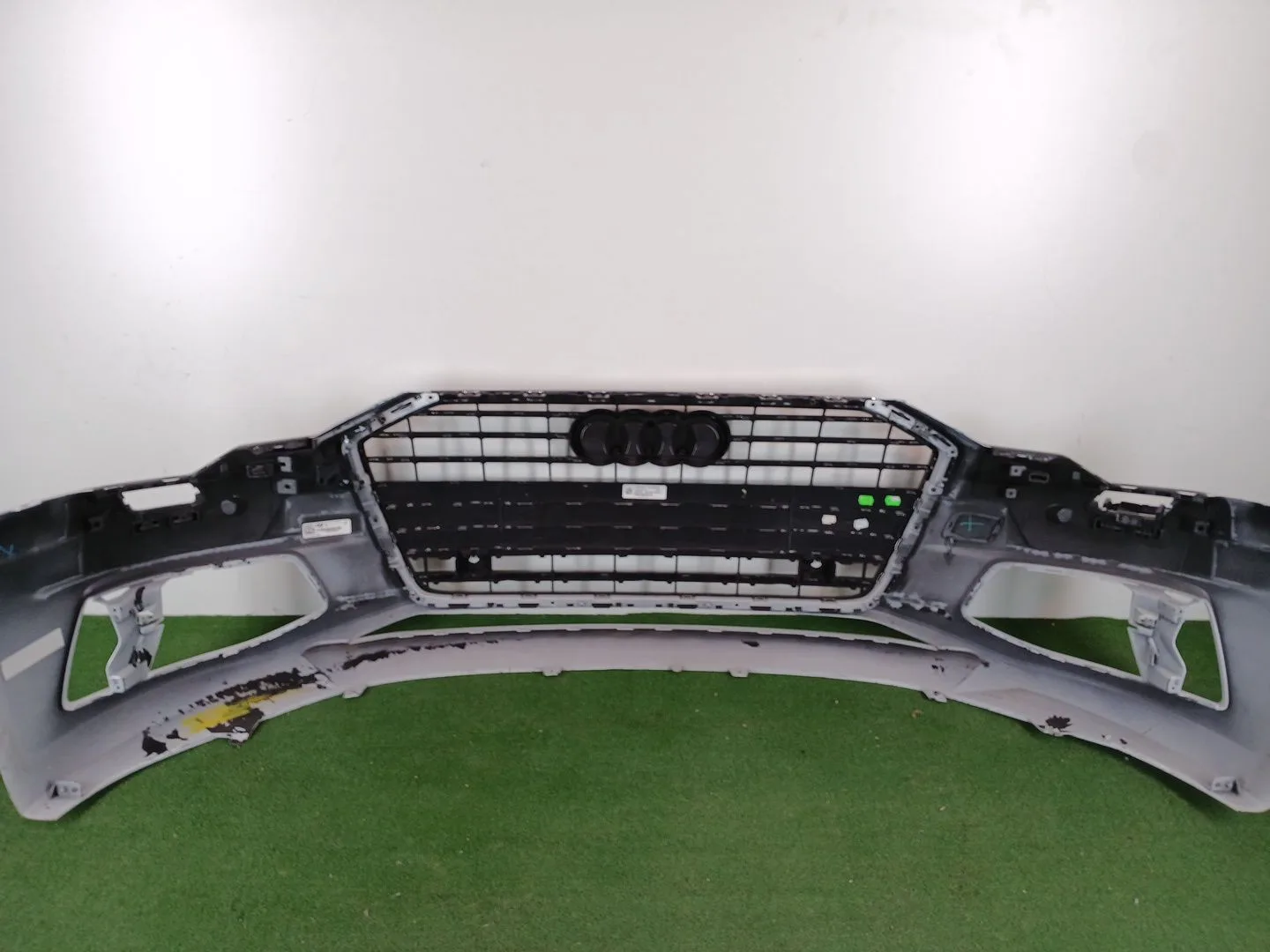 Paragolpes Delantero para Audi A6 Allroad C8 (4Ah)