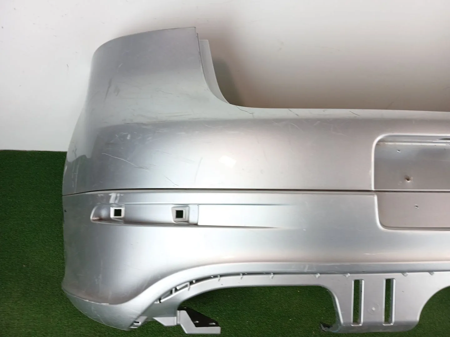 Paragolpes Trasero para Volkswagen Golf V (1K1)