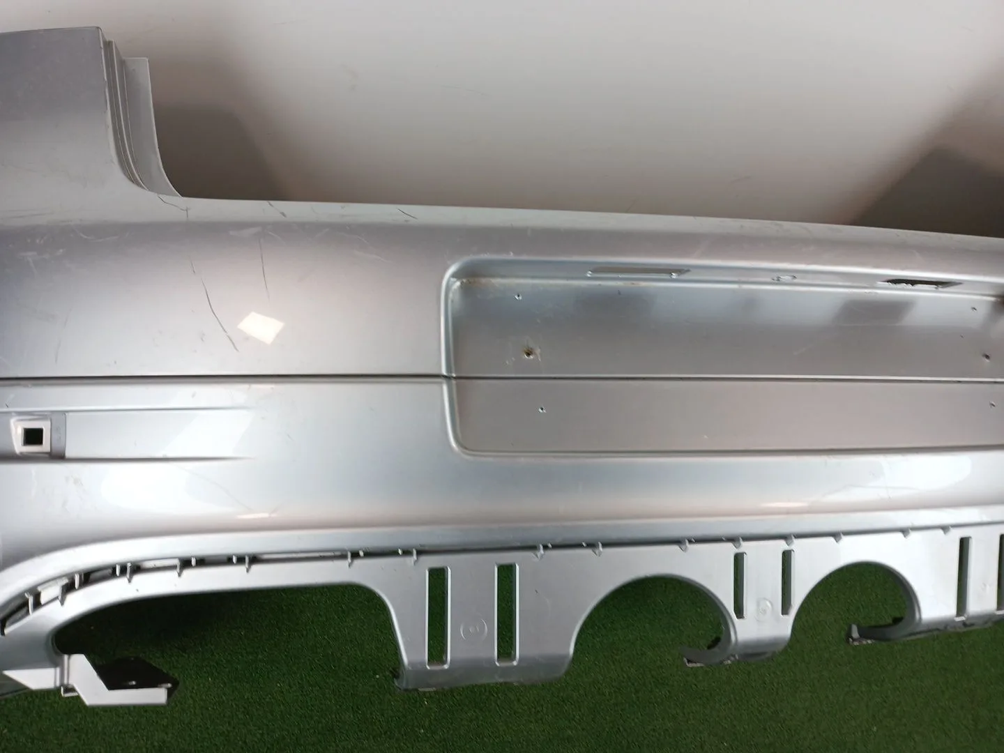 Paragolpes Trasero para Volkswagen Golf V (1K1)