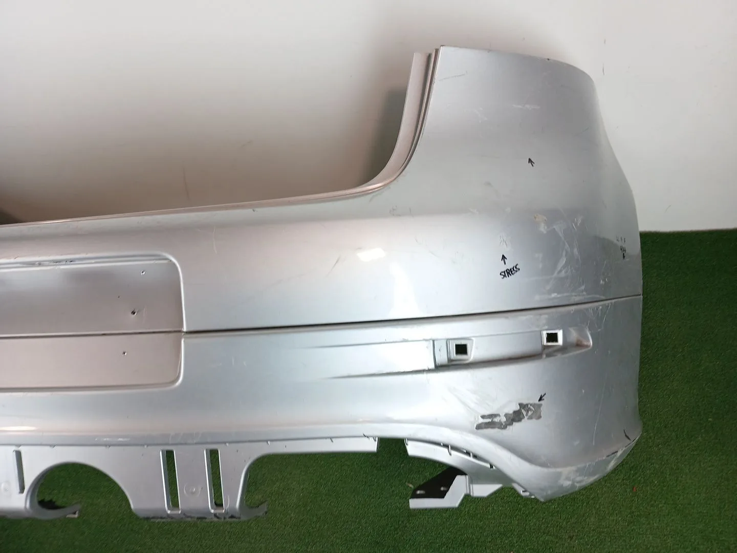 Paragolpes Trasero para Volkswagen Golf V (1K1)
