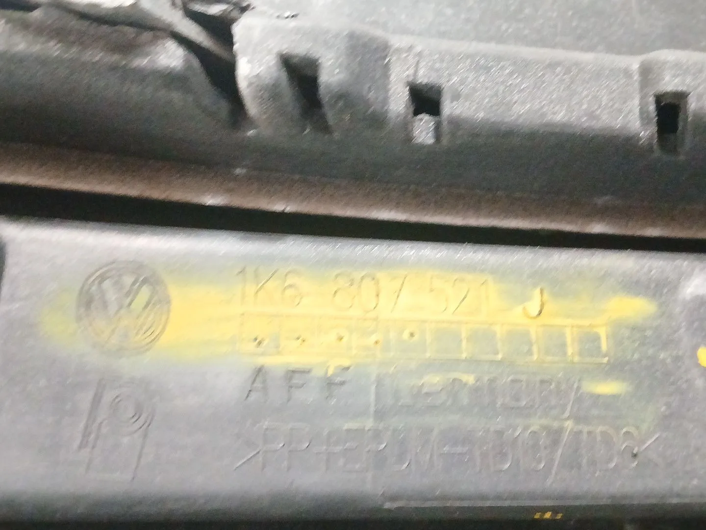 Paragolpes Trasero para Volkswagen Golf V (1K1)