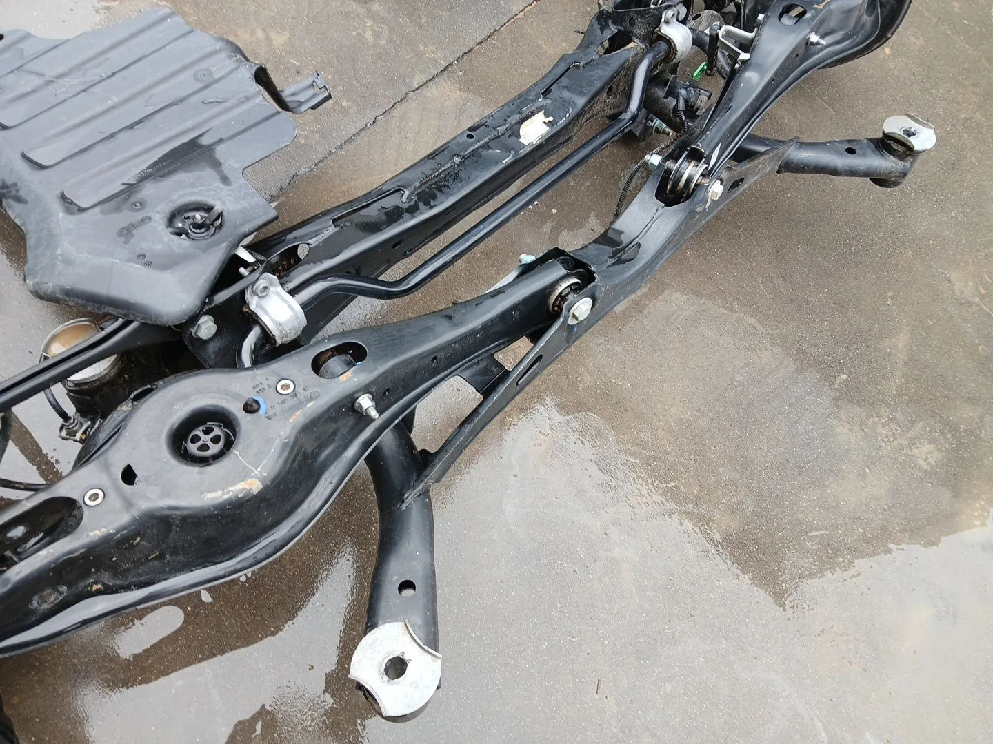 Puente Trasero para Audi Q3 Sportback (F3N)