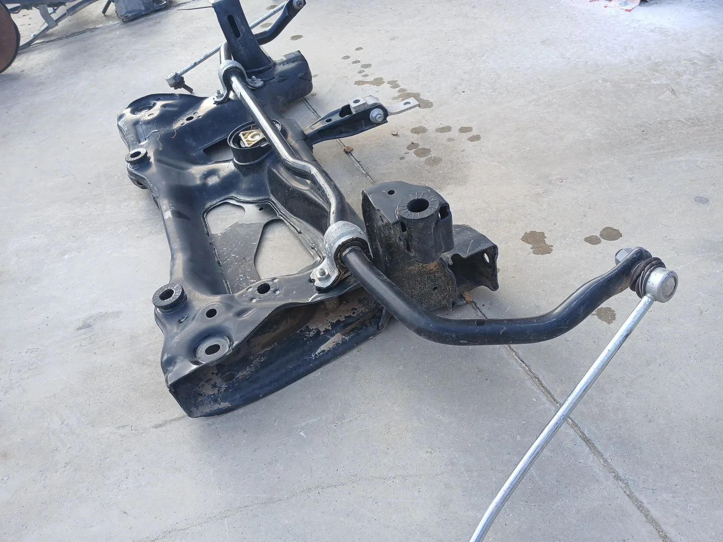 Puente Delantero para Audi Q3 Sportback (F3N)