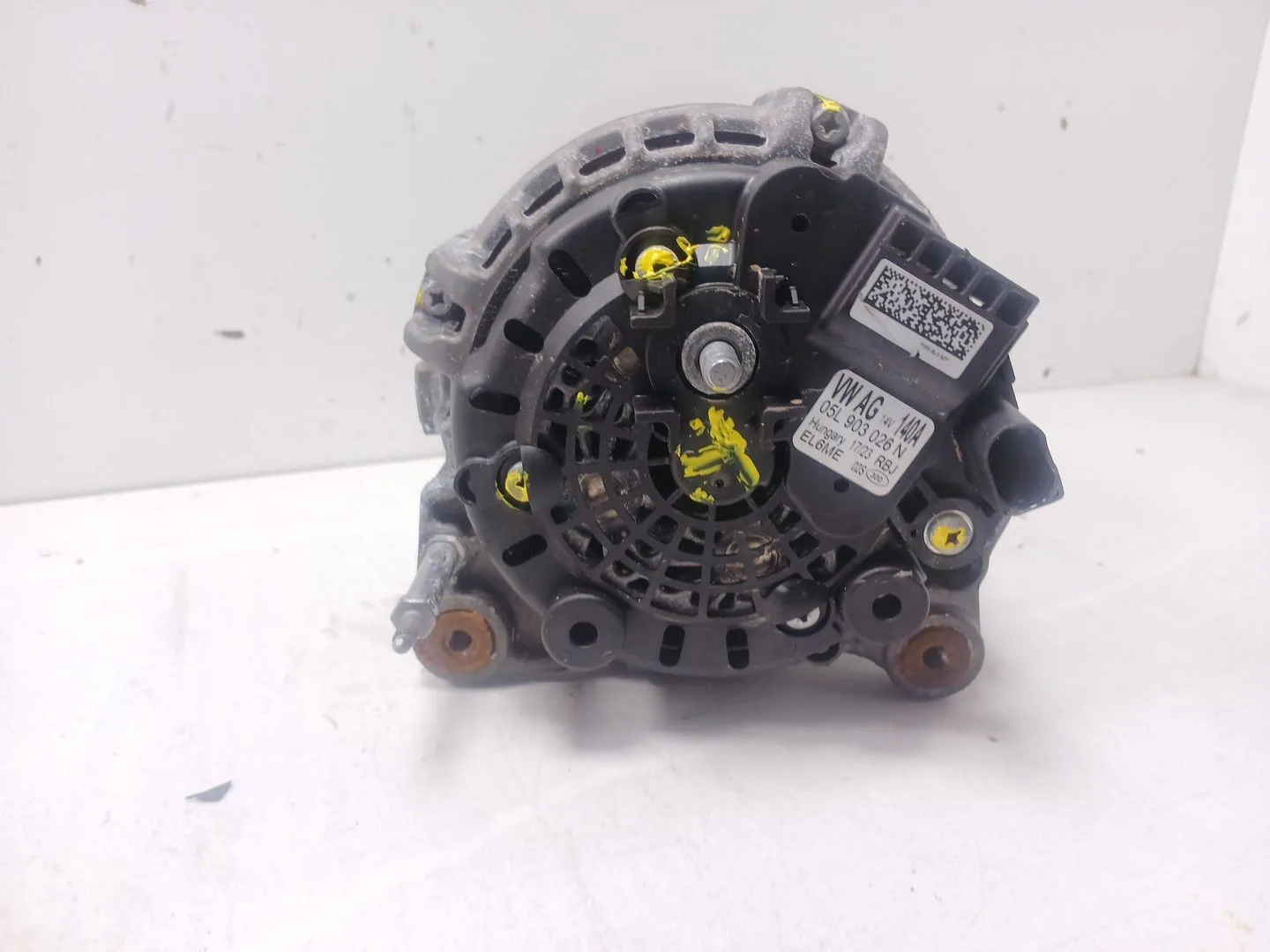 Alternador para Audi Q3 Sportback (F3N)