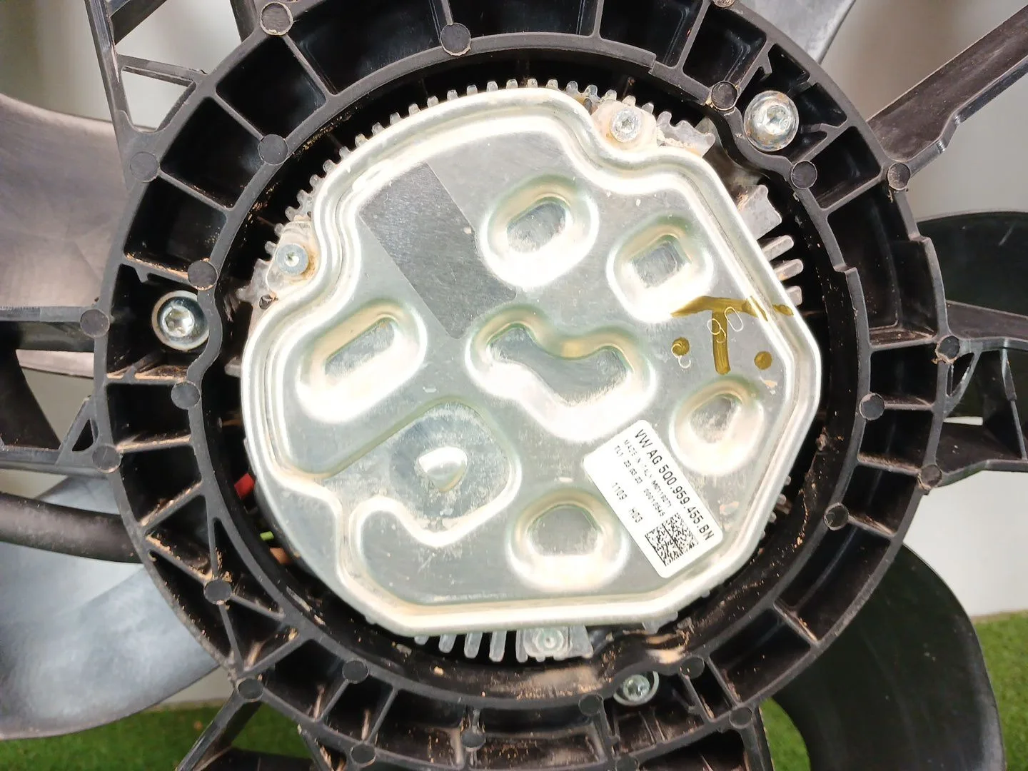 Electroventilador para Audi Q3 Sportback (F3N)