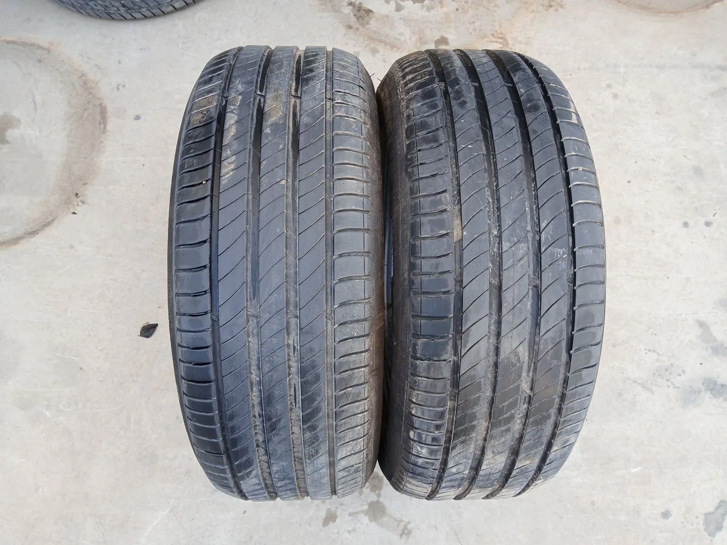 Neumatico para Audi Q3 Sportback (F3N)