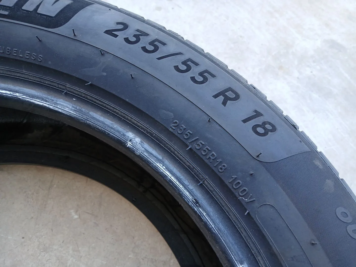 Neumatico para Audi Q3 Sportback (F3N)