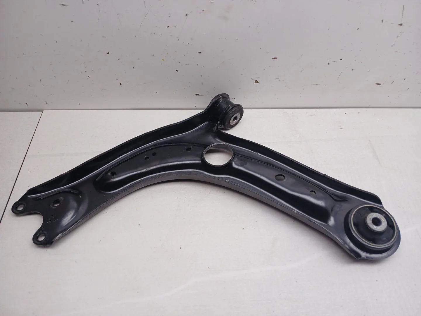 Brazo Suspension Inferior Delantero Derecho para Audi Q3 Sportback (F3N)