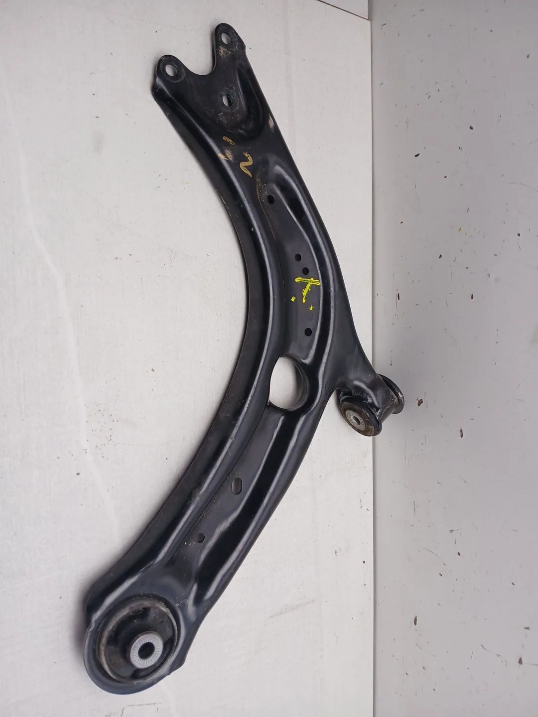 Brazo Suspension Inferior Delantero Izquierdo para Audi Q3 Sportback (F3N)