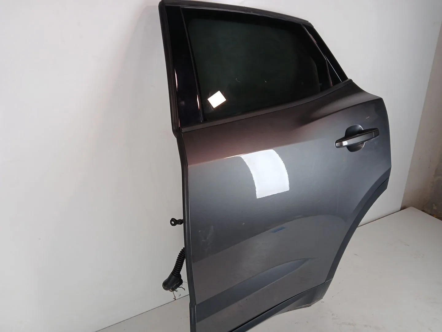 Puerta Trasera Izquierda para Jaguar E-Pace (X540)