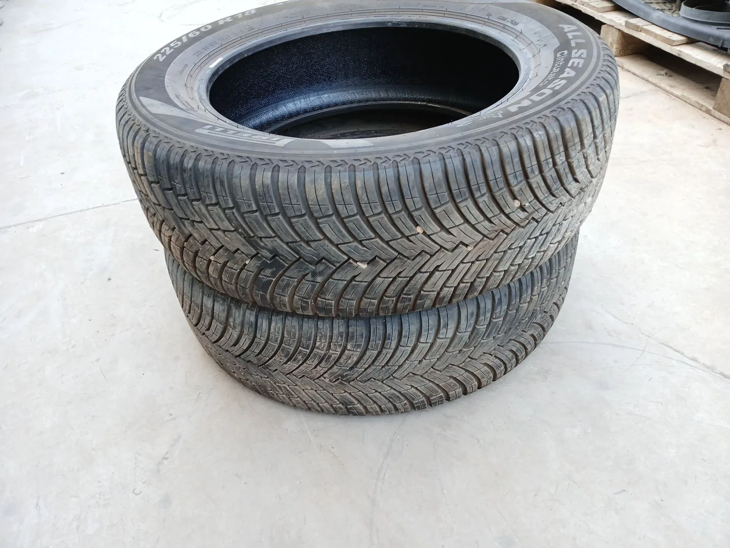 Neumatico para Ford Kuga Iii (Dfk)