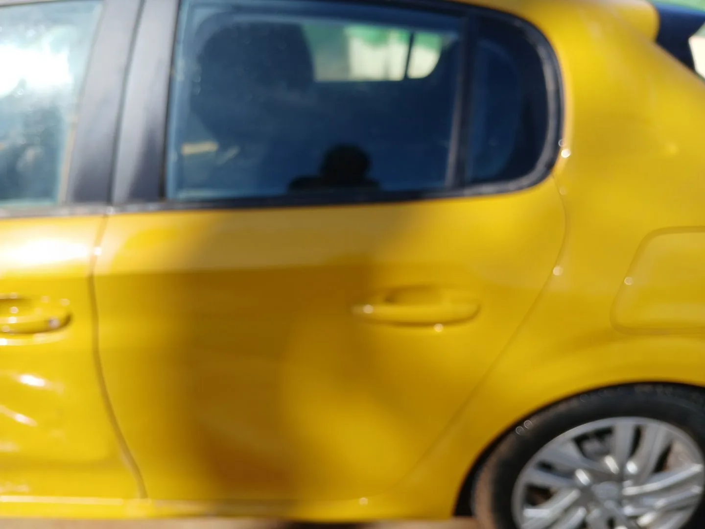 Puerta Trasera Izquierda para Peugeot 208 Ii (Ub_, Up_, Uw_, Uj_)