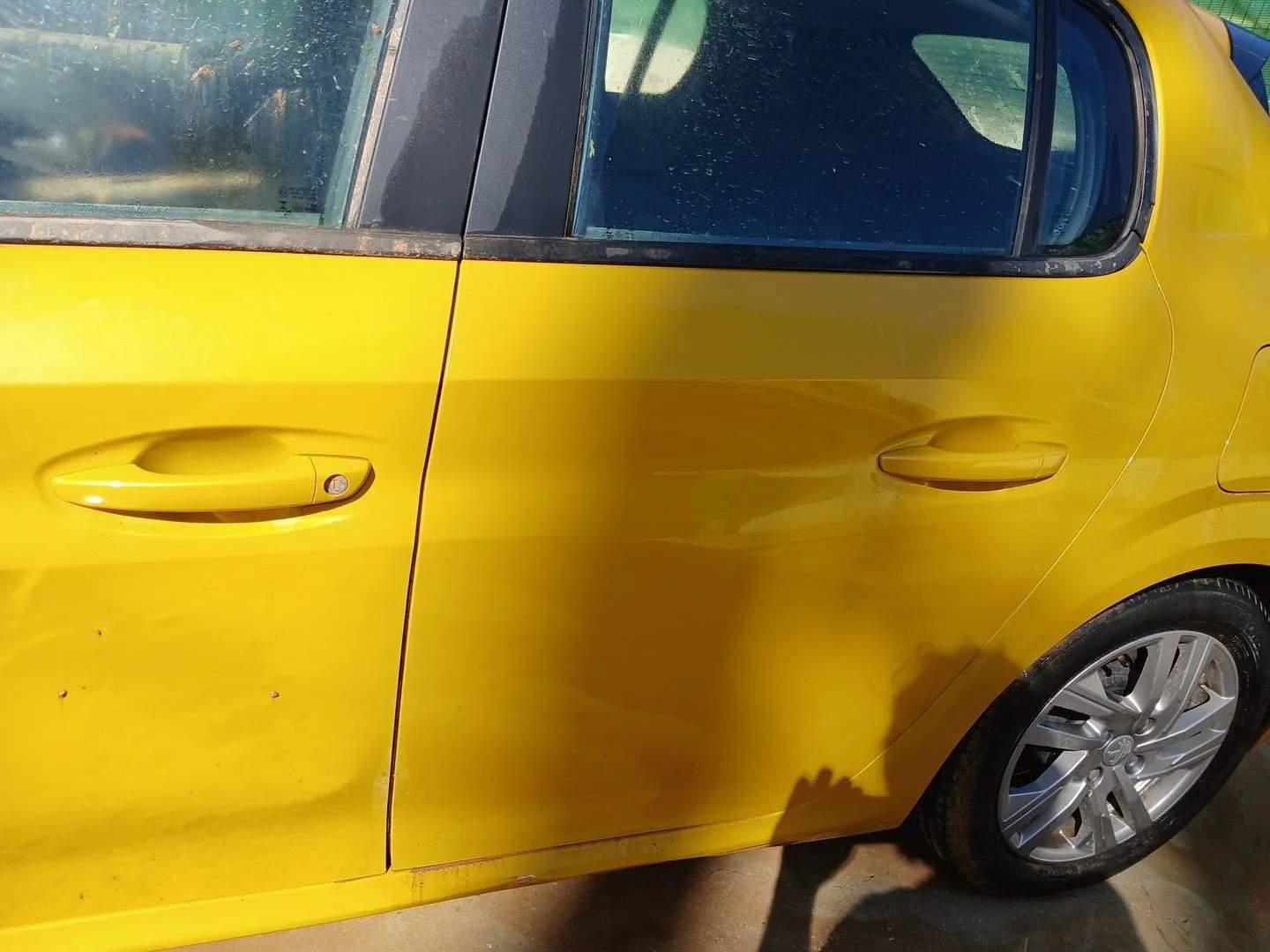 Puerta Trasera Izquierda para Peugeot 208 Ii (Ub_, Up_, Uw_, Uj_)