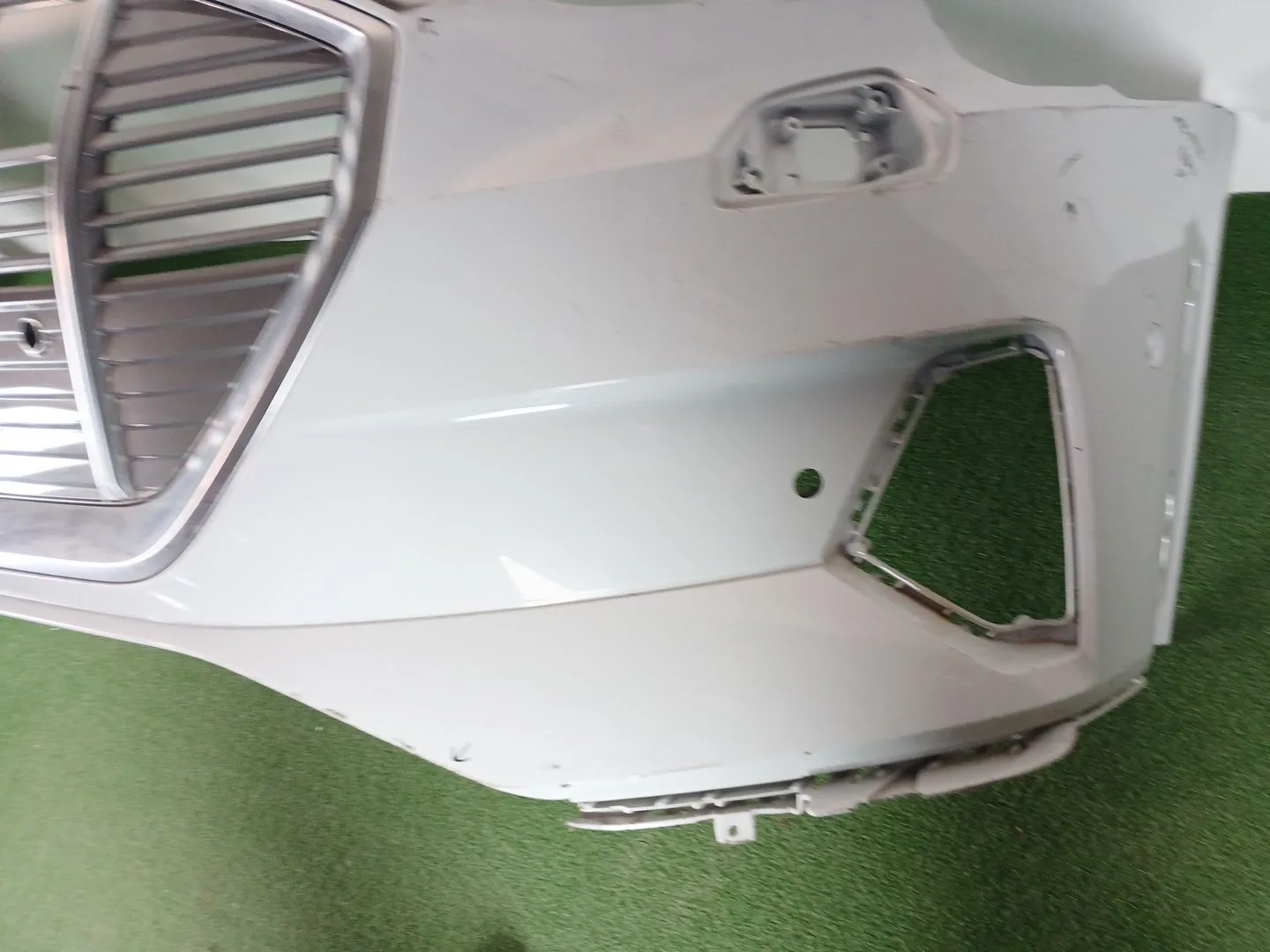 Paragolpes Delantero para Audi E-Tron (Gen)