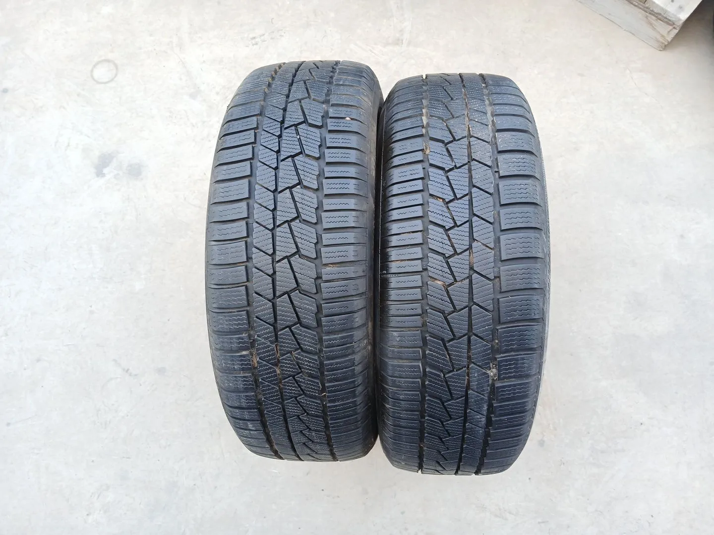 Neumatico para Bmw 1 (F40)