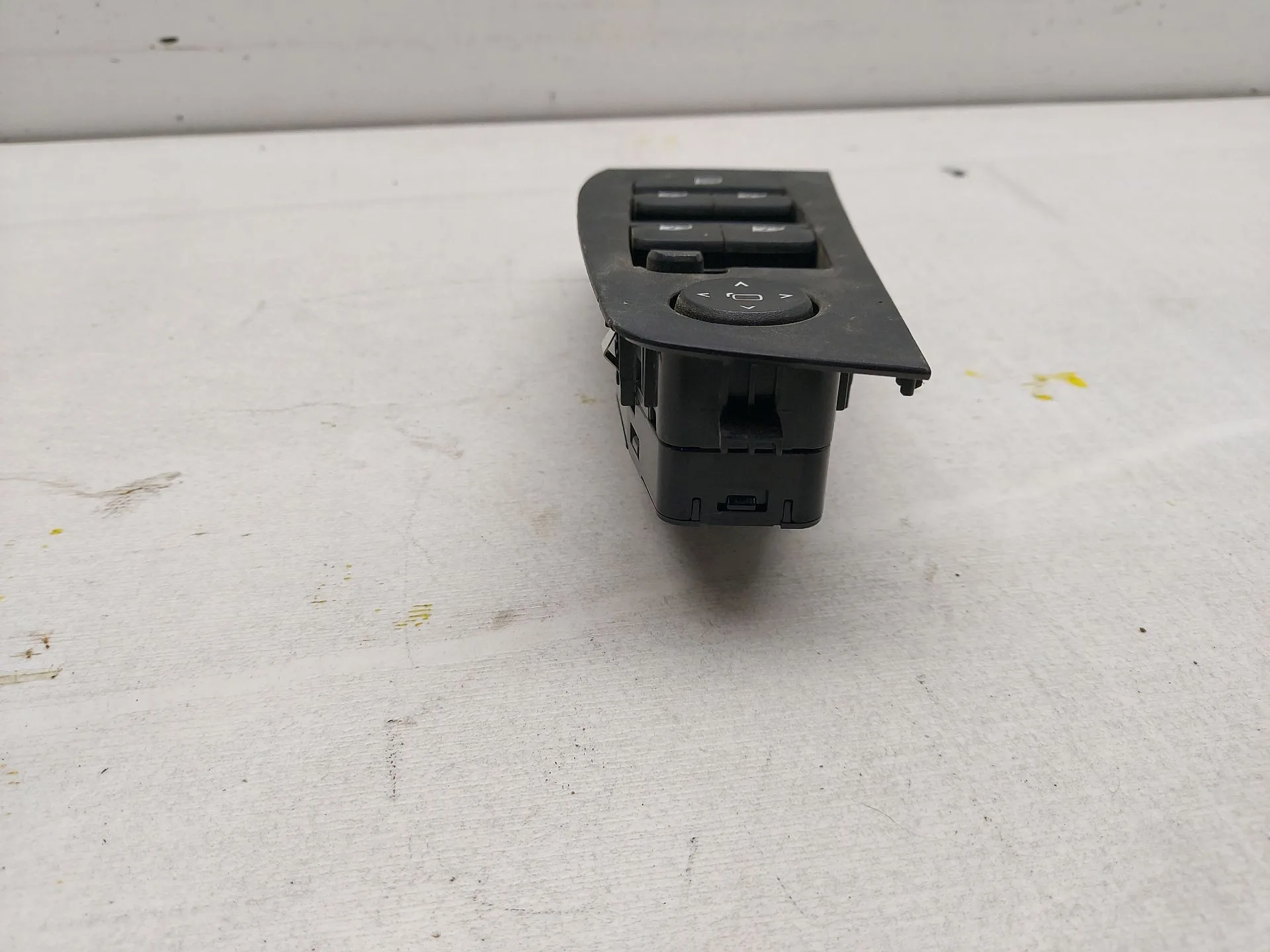 Mando Elevalunas Delantero Izquierdo para Bmw 1 (F40)