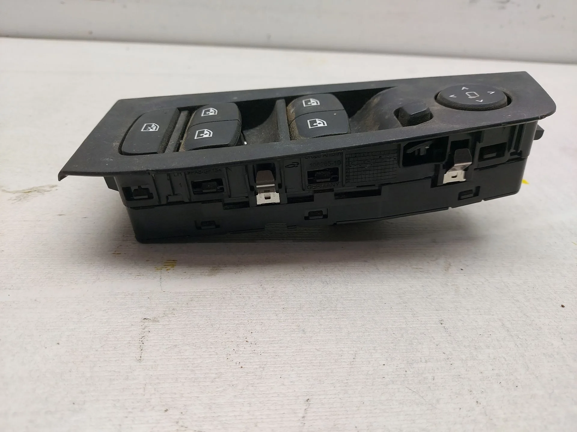 Mando Elevalunas Delantero Izquierdo para Bmw 1 (F40)