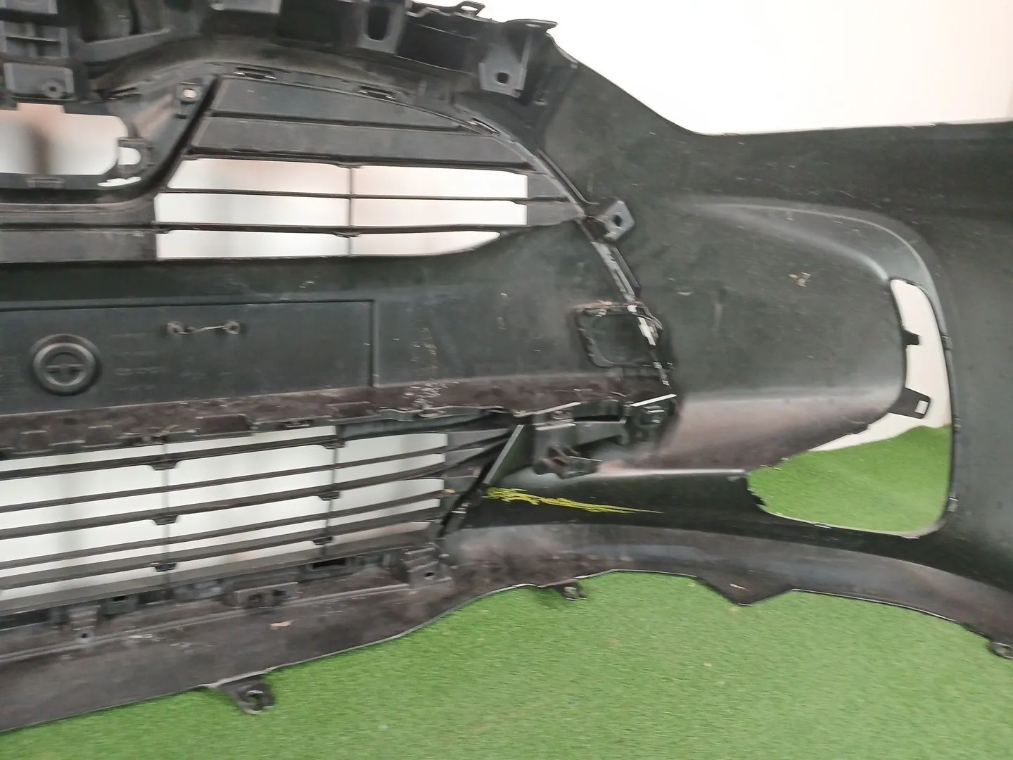 Paragolpes Delantero para Toyota Yaris Cross (Mxp_)