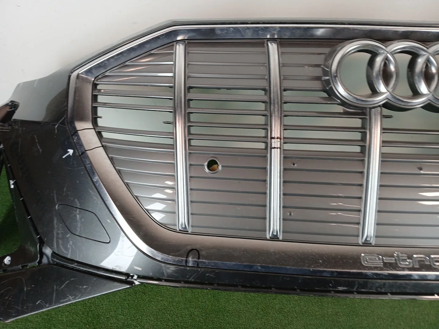 Paragolpes Delantero para Audi E-Tron (Gen)