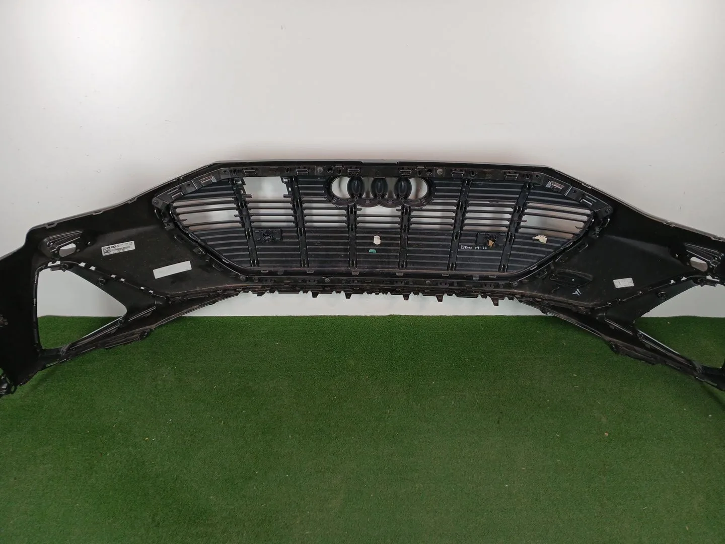 Paragolpes Delantero para Audi E-Tron (Gen)