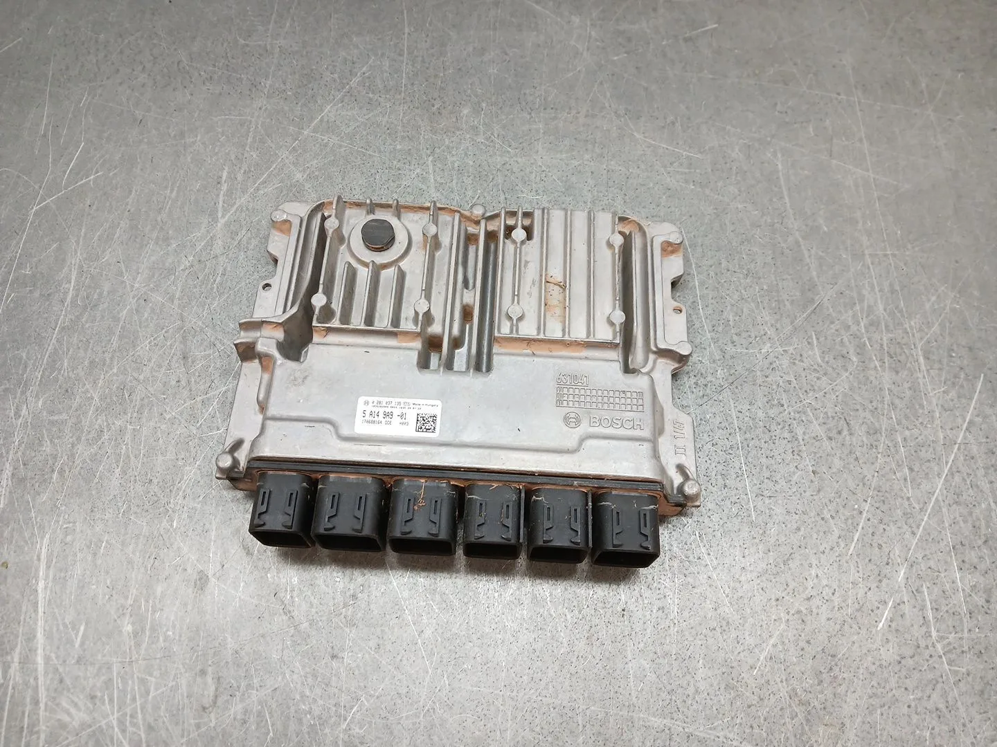 Centralita Motor Uce para Bmw 1 (F40)