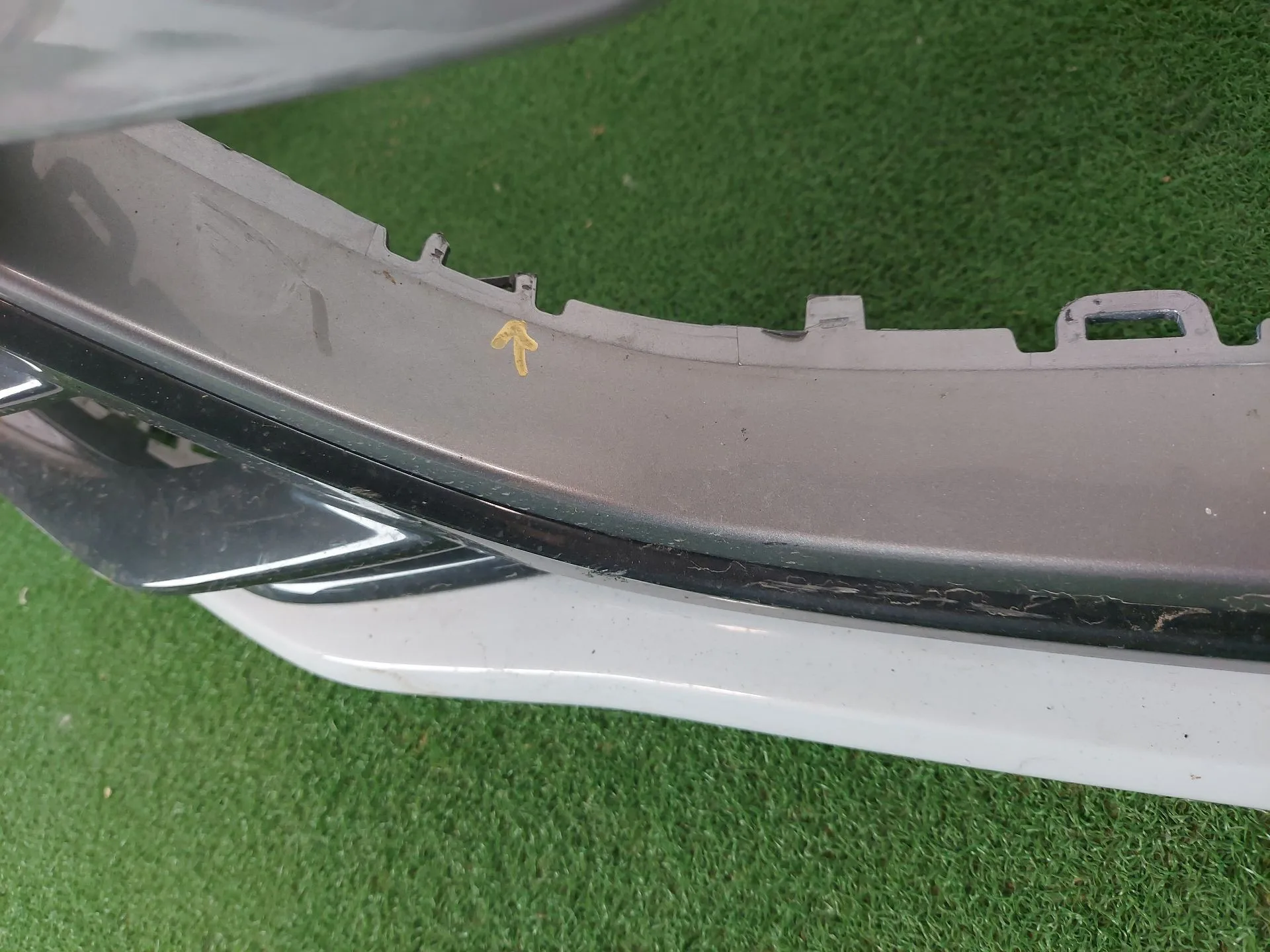 Paragolpes Delantero para Audi E-Tron (Gen)