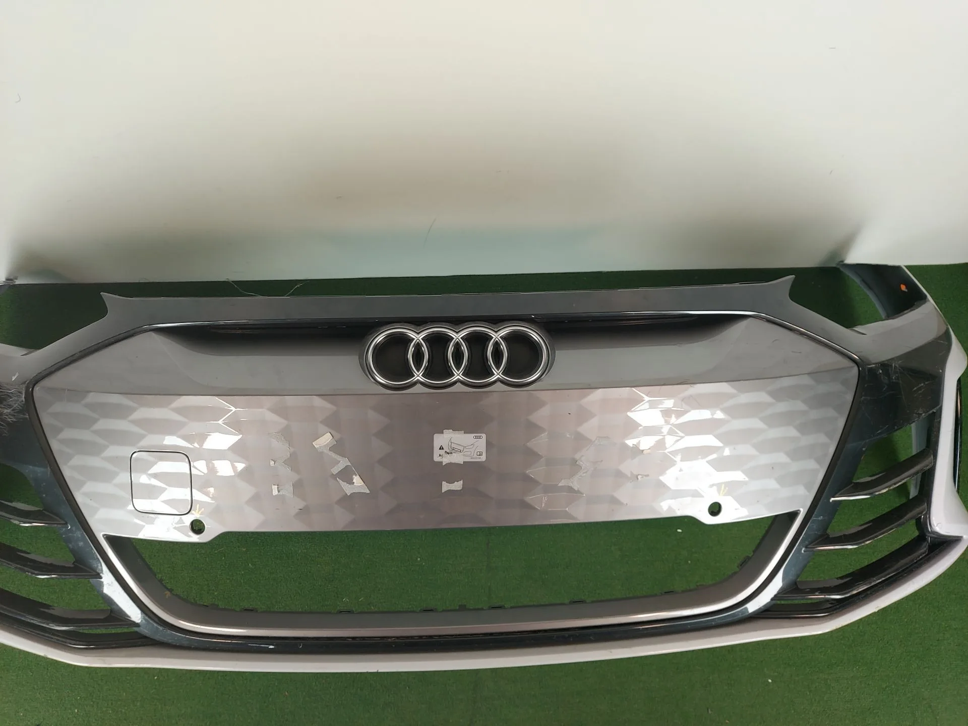 Paragolpes Delantero para Audi E-Tron (Gen)