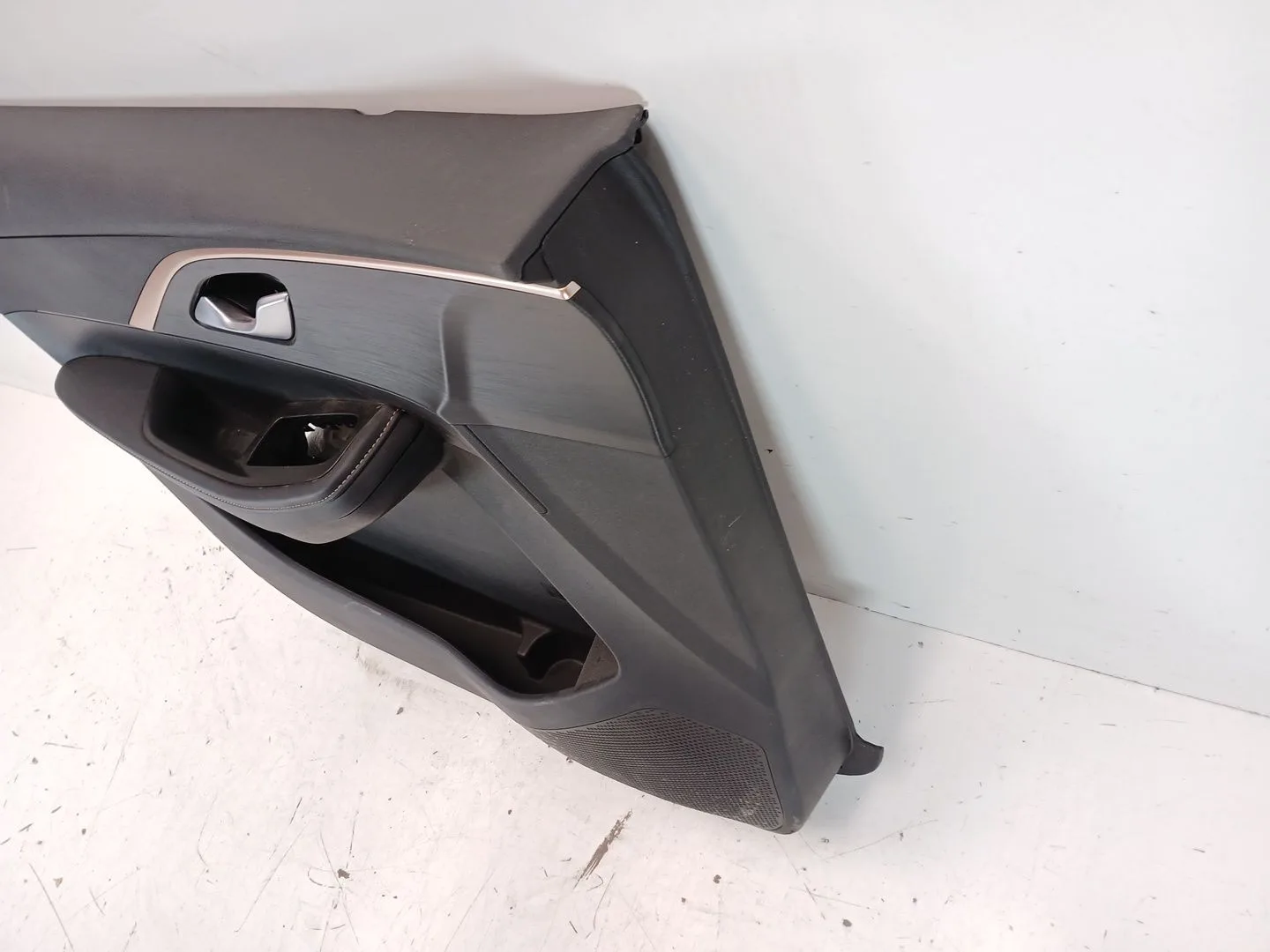 Guarnecido Puerta Delantera Izquierda para Omoda 5