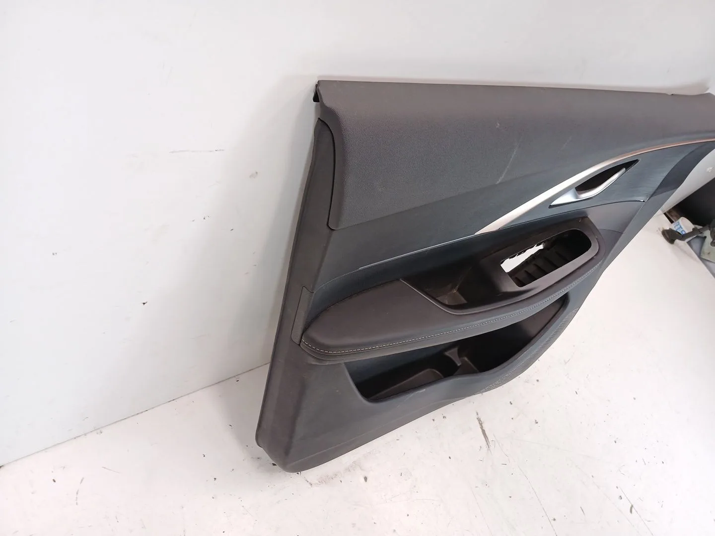 Guarnecido Puerta Delantera Izquierda para Omoda 5