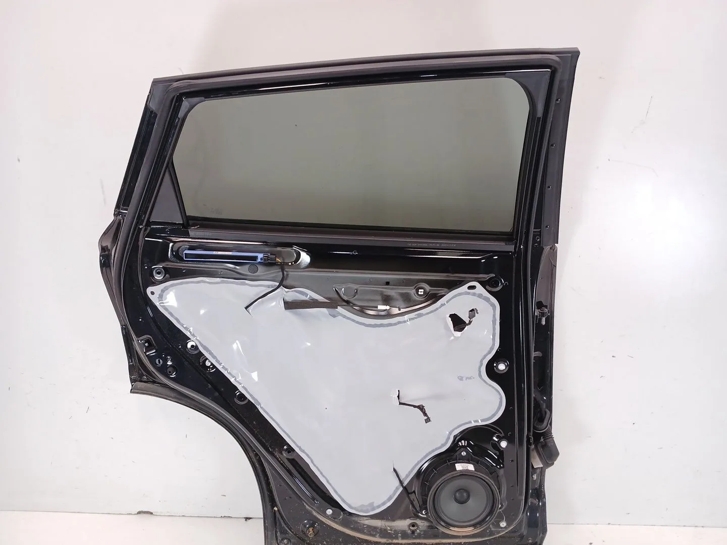 Puerta Trasera Izquierda para Omoda 5