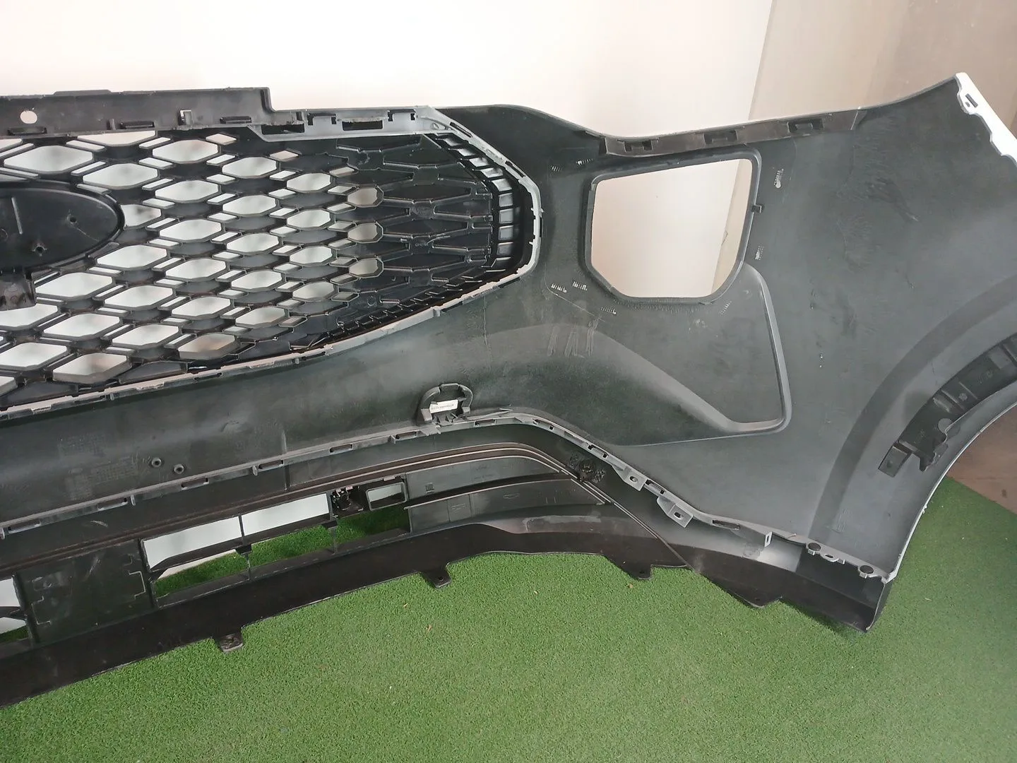 Paragolpes Delantero para Ford Transit Connect V761 Furgoneta/Monovolumen (Skn)