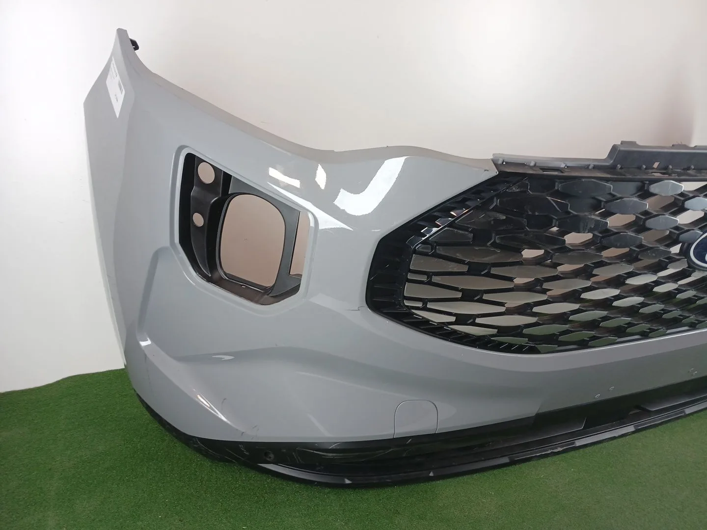 Paragolpes Delantero para Ford Transit Connect V761 Furgoneta/Monovolumen (Skn)