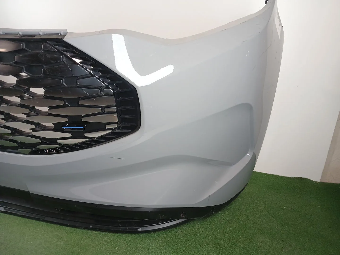 Paragolpes Delantero para Ford Transit Connect V761 Furgoneta/Monovolumen (Skn)