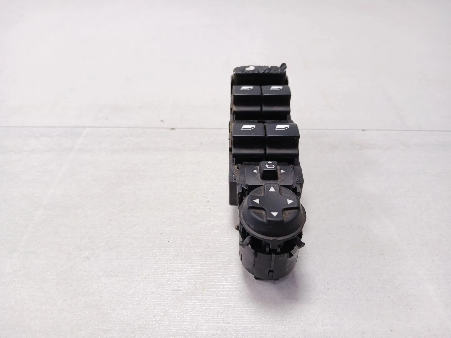 Mando Elevalunas Delantero Izquierdo para Peugeot 3008 Ii Suv (Mc_, Mr_, Mj_, M4_)