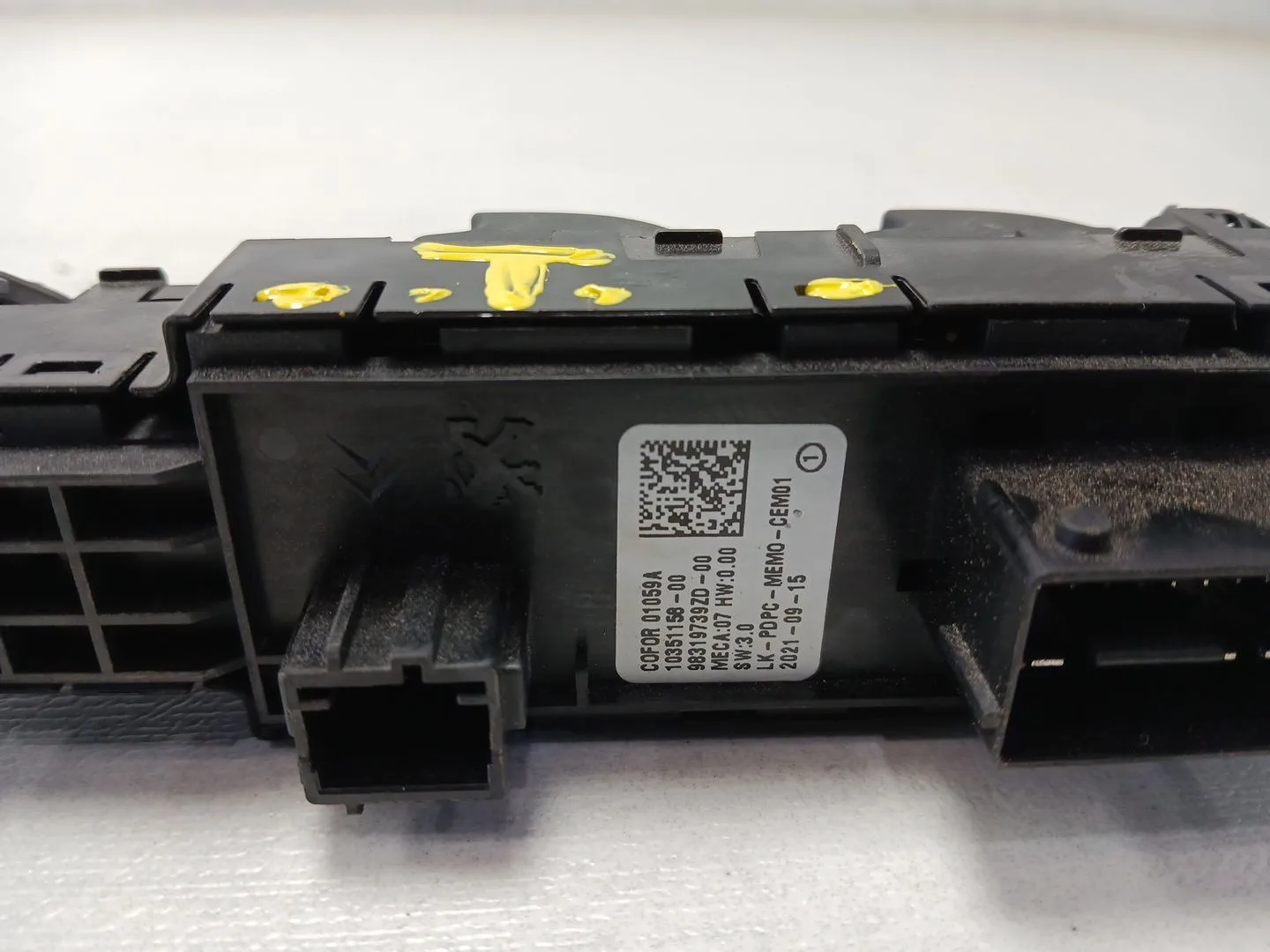 Mando Elevalunas Delantero Izquierdo para Peugeot 3008 Ii Suv (Mc_, Mr_, Mj_, M4_)