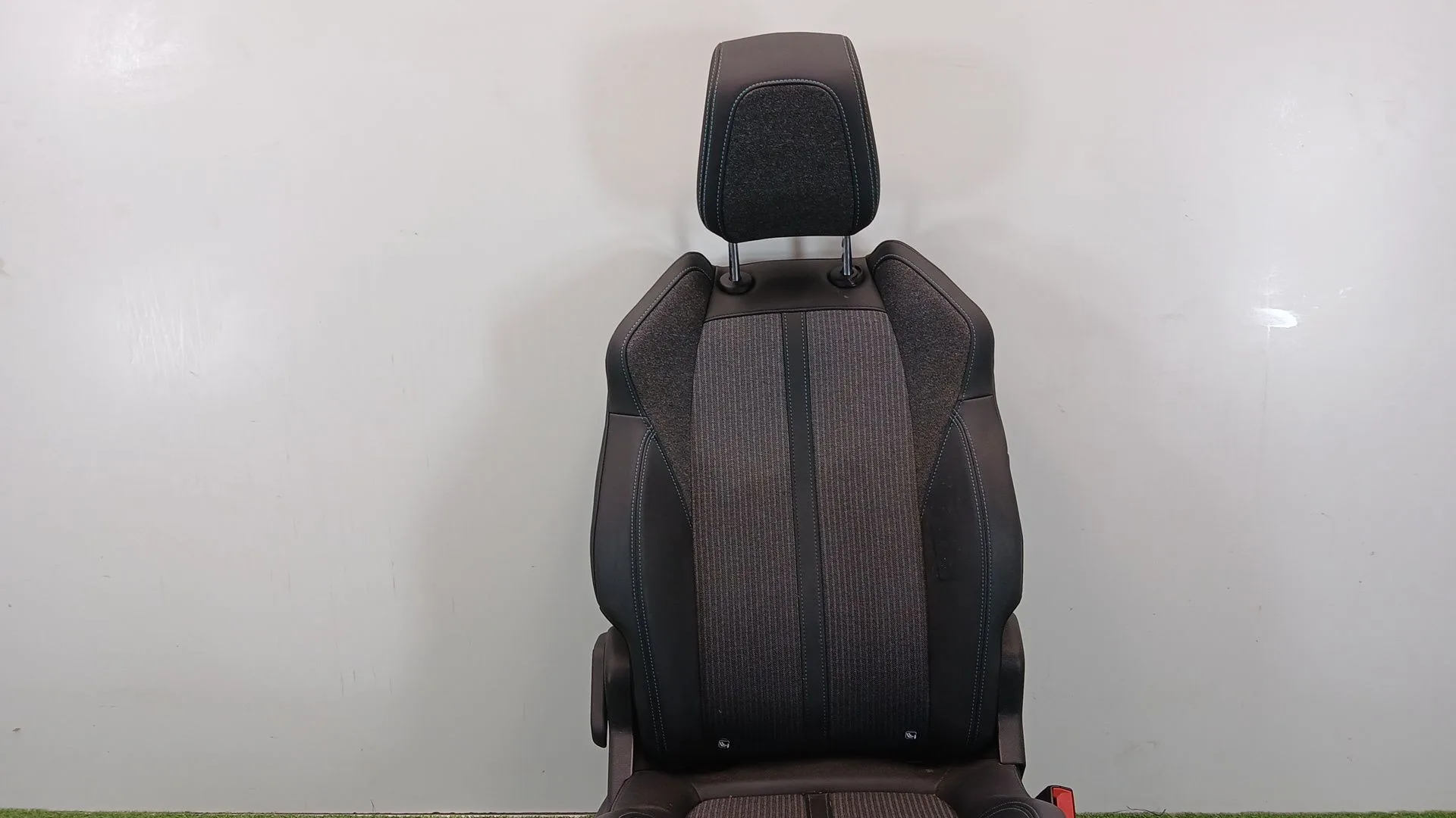 Asiento Delantero Derecho para Peugeot 3008 Ii Suv (Mc_, Mr_, Mj_, M4_)