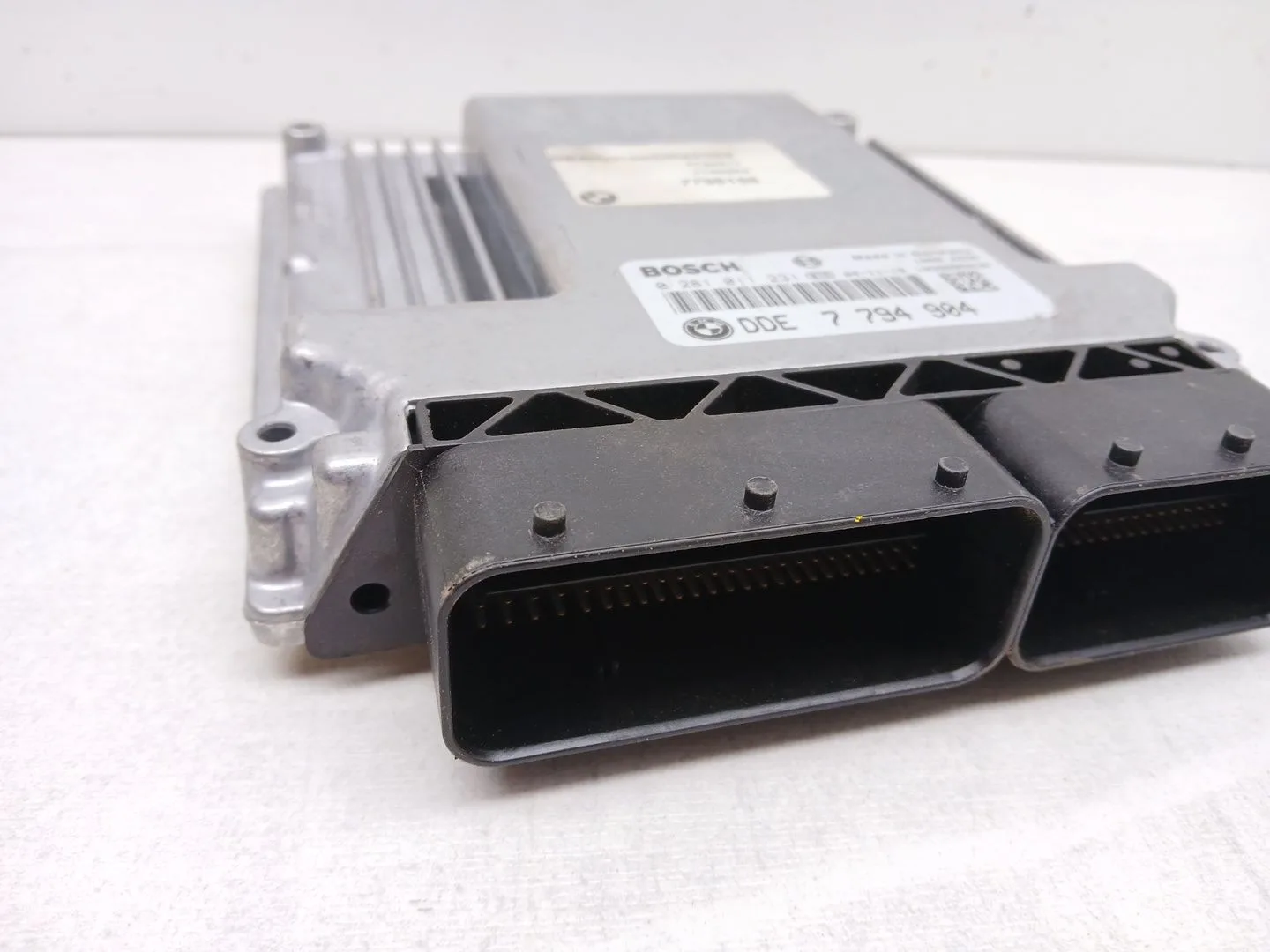Centralita Motor Uce para Bmw Serie 7 (E65/E66)