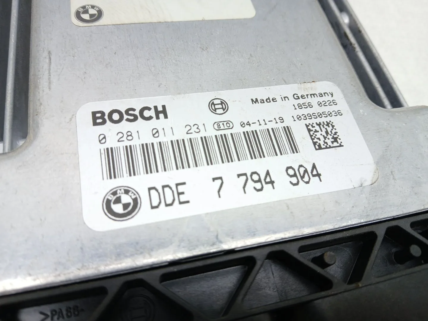 Centralita Motor Uce para Bmw Serie 7 (E65/E66)