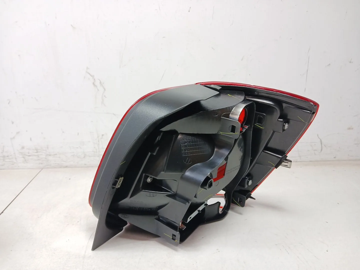 Piloto Trasero Izquierdo para Volkswagen Polo (6R1)