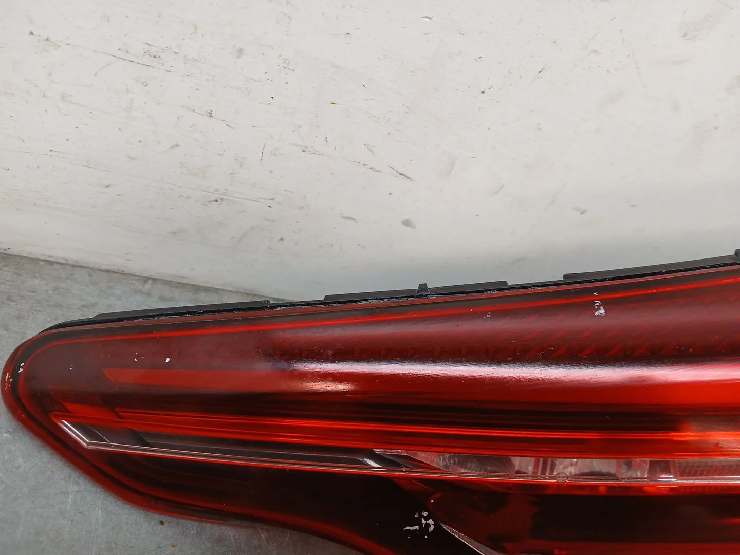 Piloto Trasero Derecho Interior para Renault Clio V (B7_)