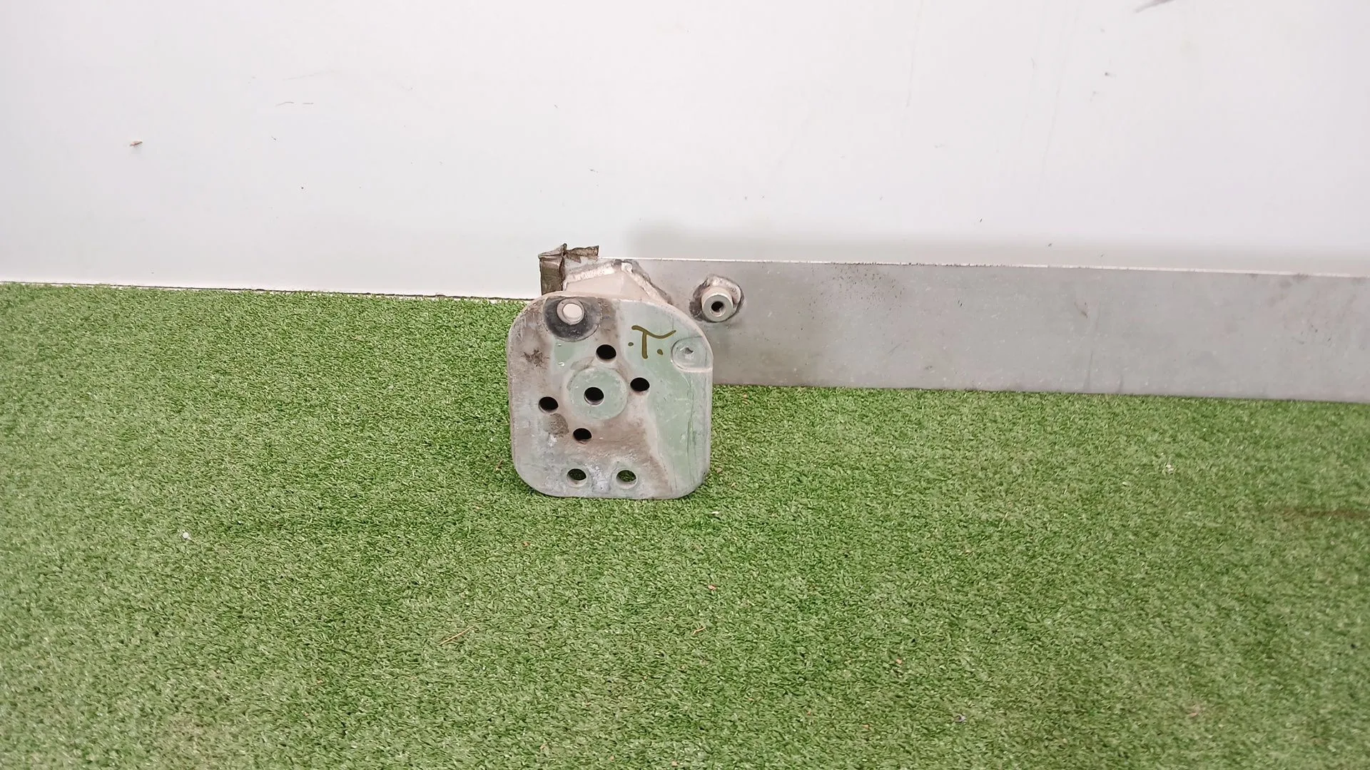 Refuerzo Paragolpes Trasero para Citroën C4 Lim.