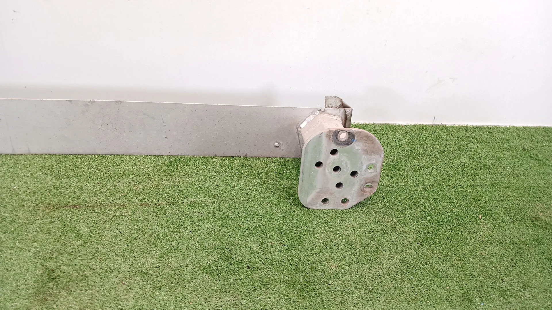 Refuerzo Paragolpes Trasero para Citroën C4 Lim.