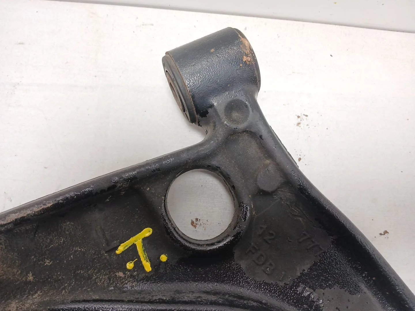 Brazo Suspension Inferior Delantero Derecho para Renault Master Kasten